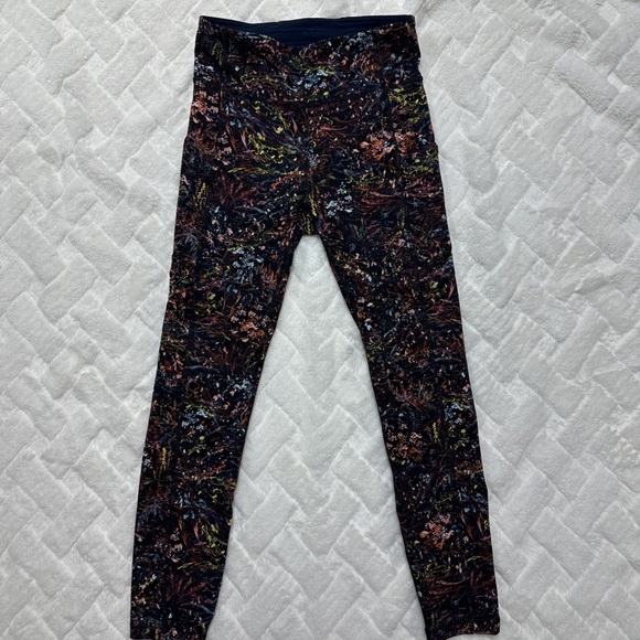 Lululemon leggings - Picture 1 of 6